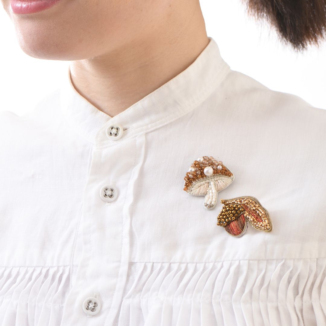 ビーズ刺繍シークレットガーデンどんぐり