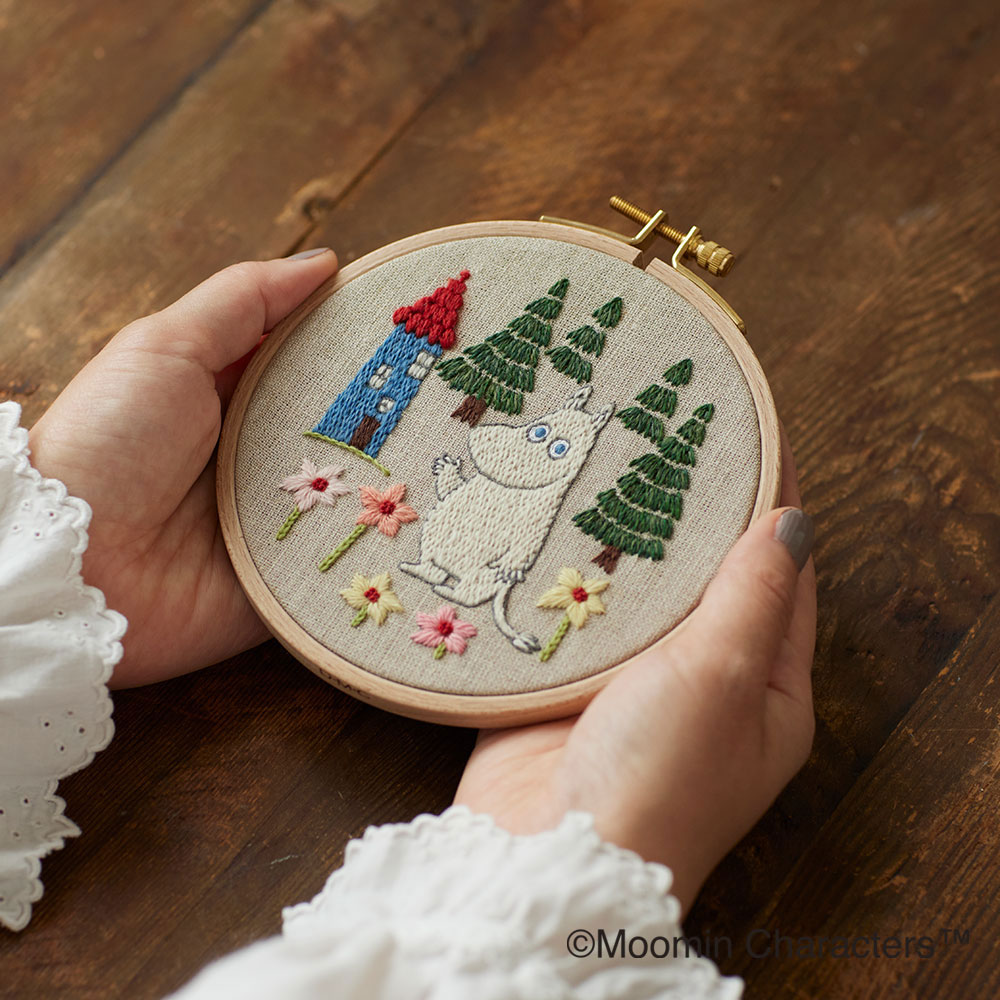 ムーミン ウール刺しゅうフレーム〈ムーミントロール〉