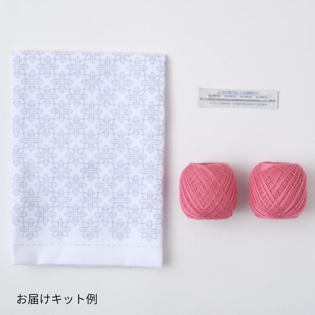 一目刺しの花ふきん 折り紙(兜)