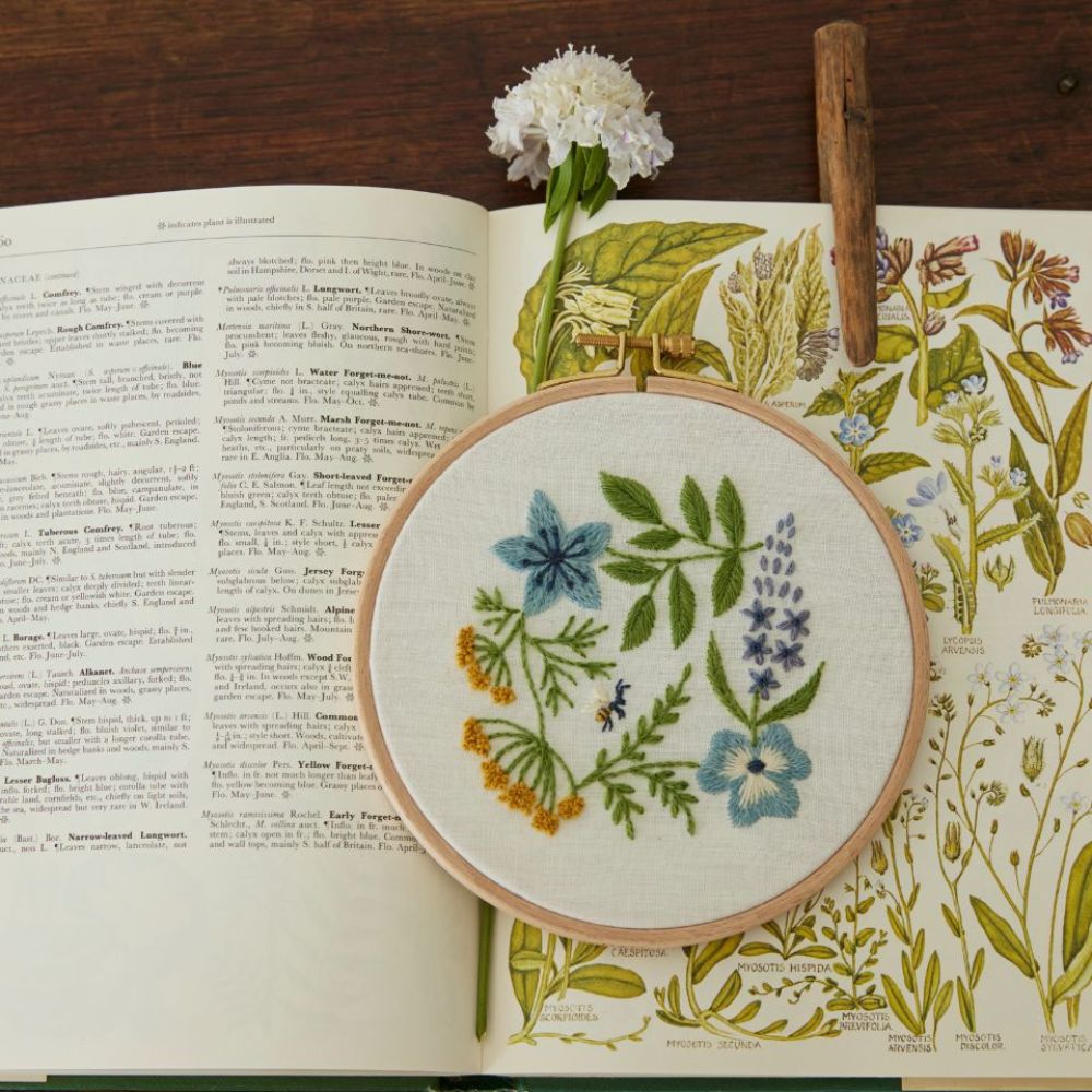 マカベアリスさんのウール刺繍 Peaceful scenery 穏やかな風景 4種おまとめセット