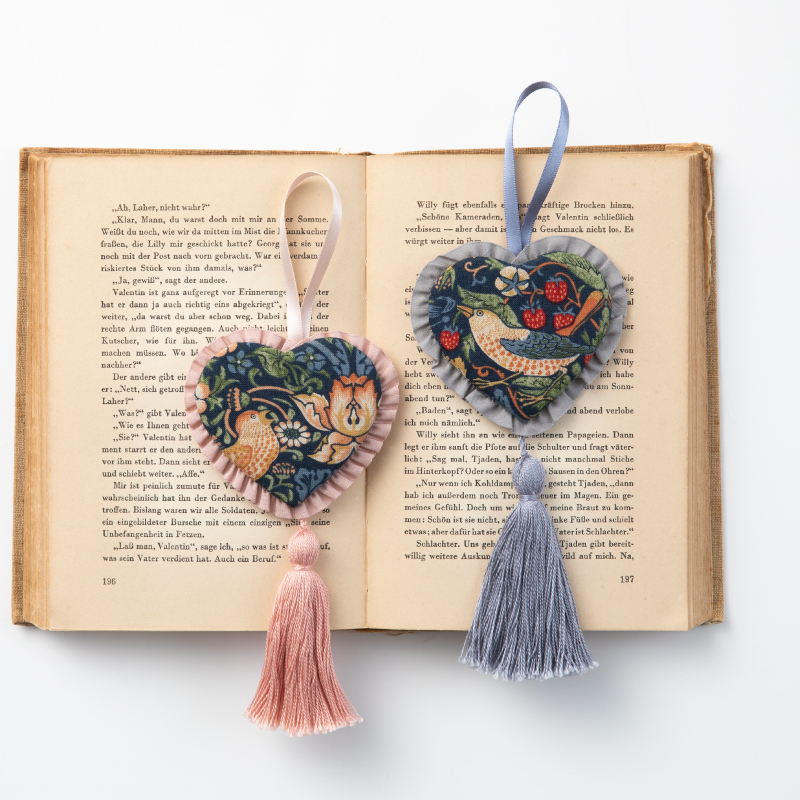 タッセル付きハート形アロマオーナメントキット・2個ピンク