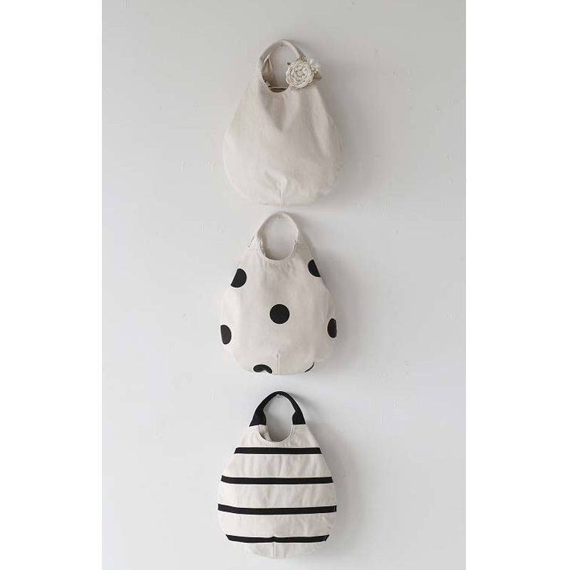 シンプルで機能的 毎日持ちたい帆布のバッグ