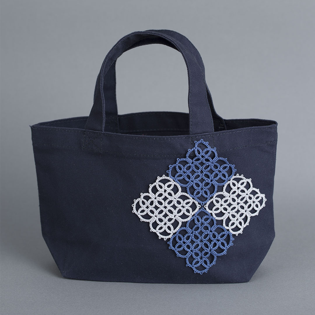 伊禮千晶さんのタティングレース モチーフで飾るトートバッグ