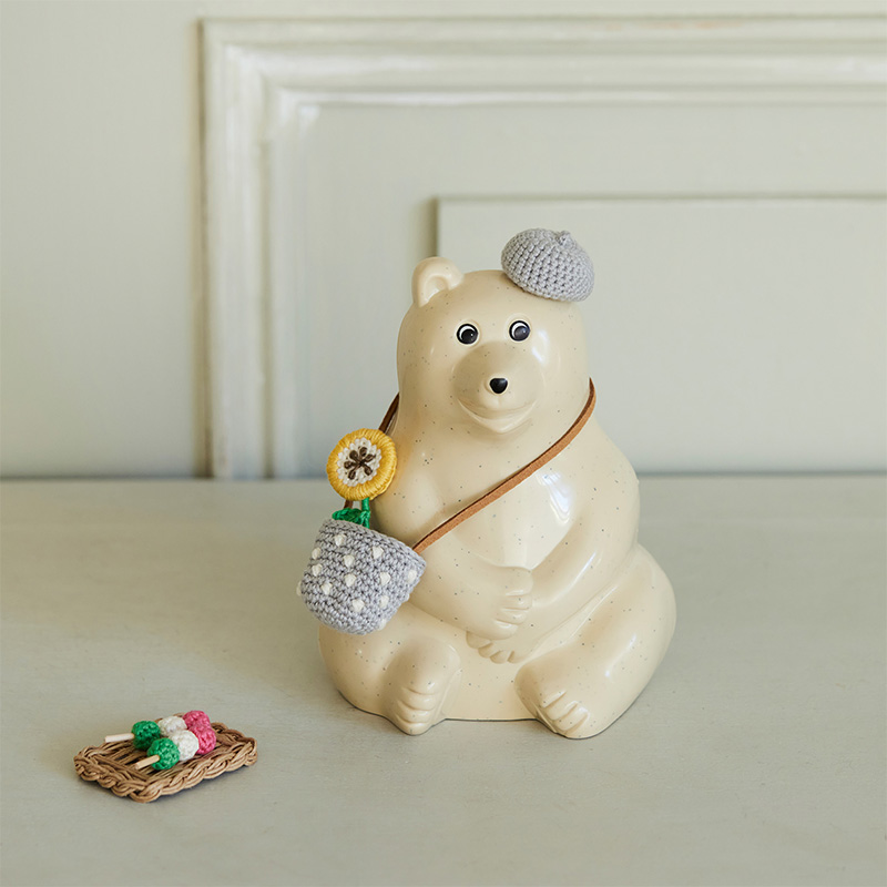 cocochiさんのかぎ針編み フィンランドの白くま貯金箱 お花見セット「3色だんご」