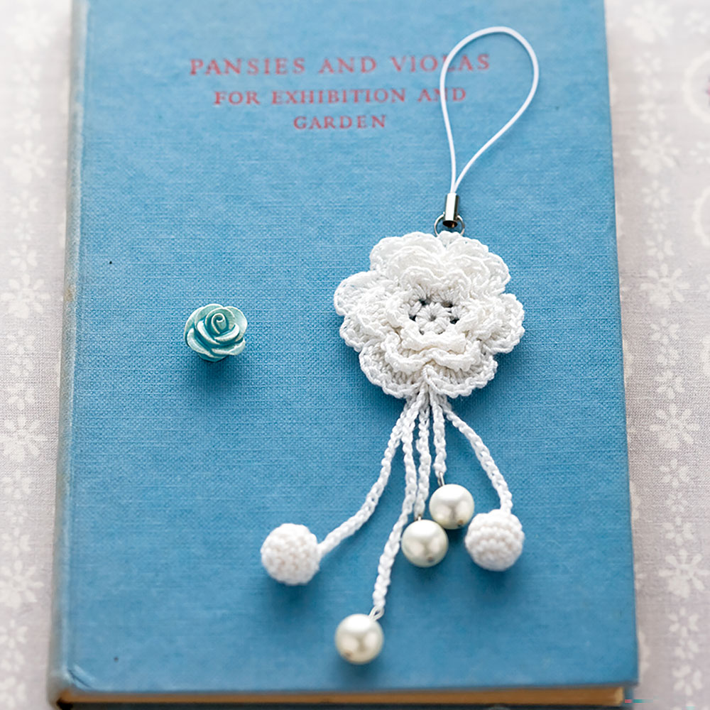 〈レシピ〉バラのストラップ