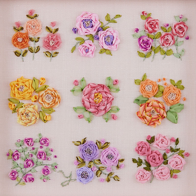 スパイダーウェブローズステッチの花サンプラー?『花のリボン刺しゅう』刺しゅうキットシリーズ