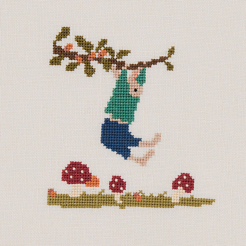 クロスステッチキット「高橋亜紀のstitch calendar 2023 9・10月 どんぐり」