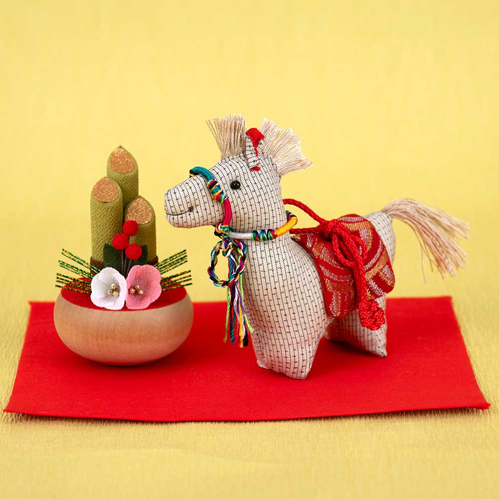 馬キットと門松