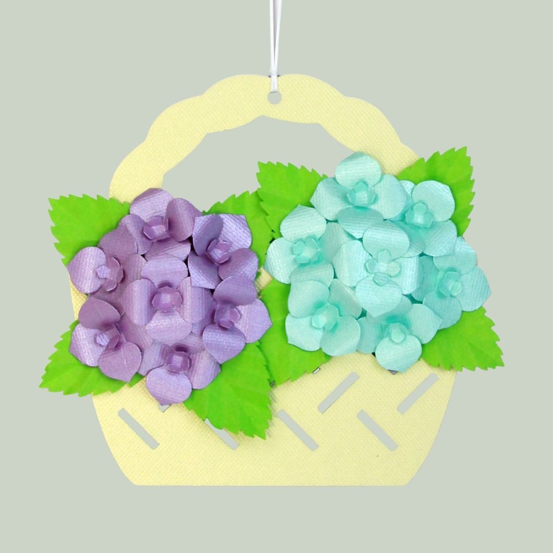 立体切り絵　花カゴ飾り　紫陽花