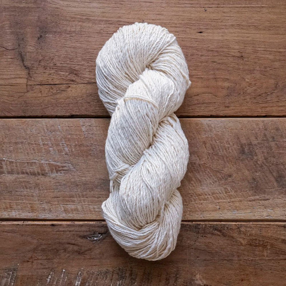 手つむぎ糸417／2番手糸［000］生成