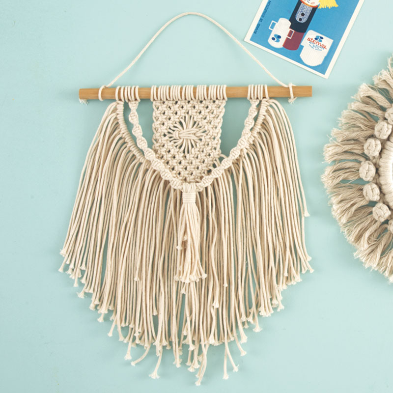 マクラメのタペストリー