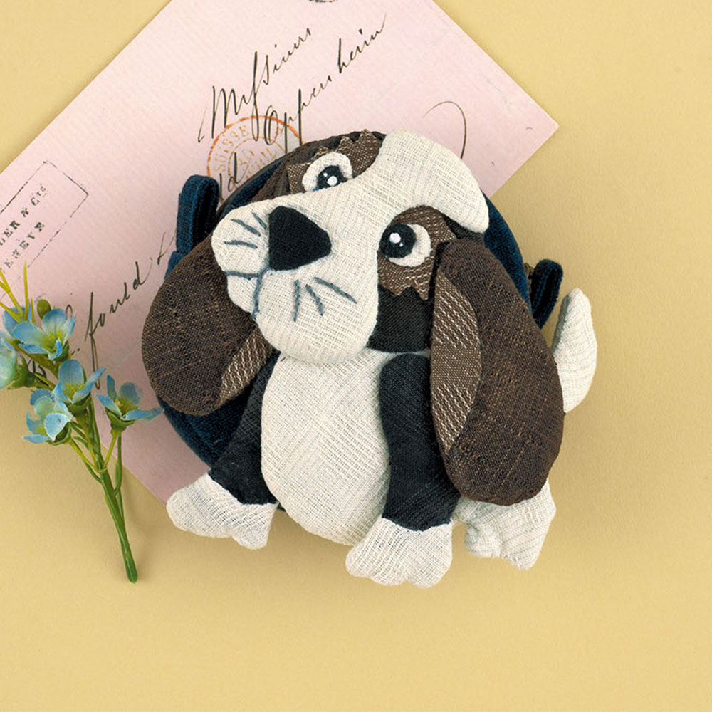 バセット君のポーチ