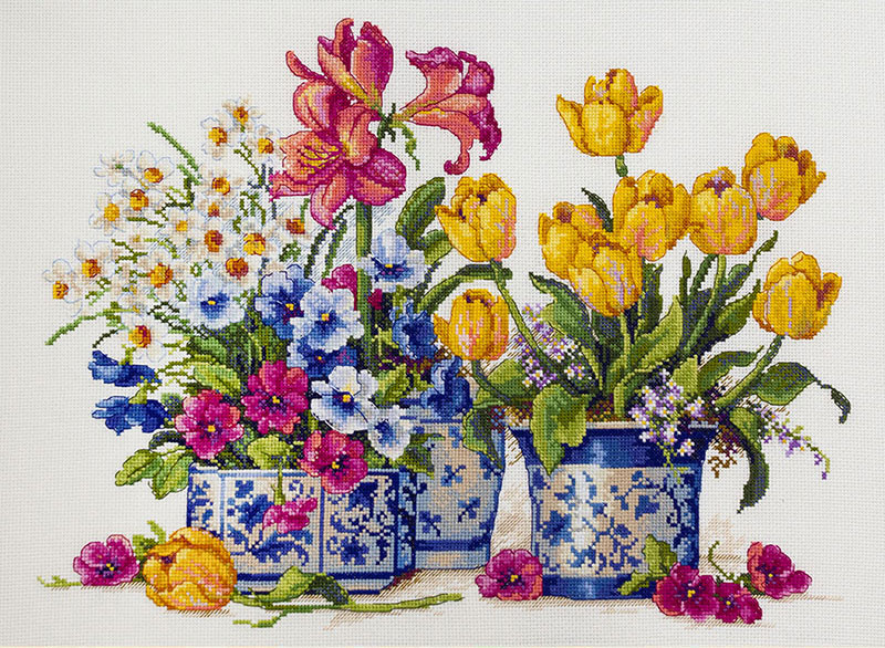 クロスステッチキット「スプリングアレンジメント」