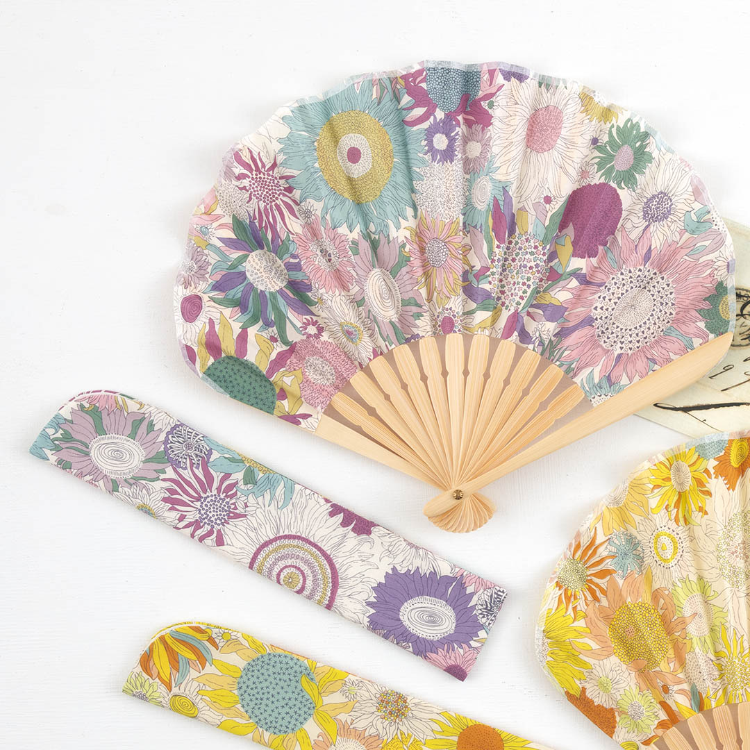 シェル型扇子［スモール・　スザンナ　ラベンダー］