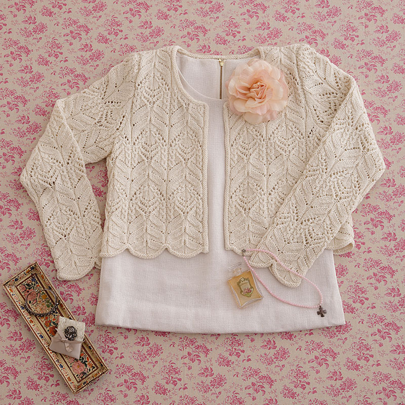 大きくて詳しい編み図【配送】 可憐なスカラップボレロ