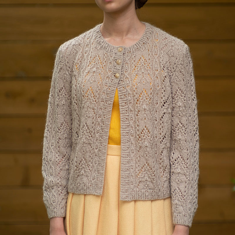 全図解編み図【配送】 縦ラインが美しいカーディガン>