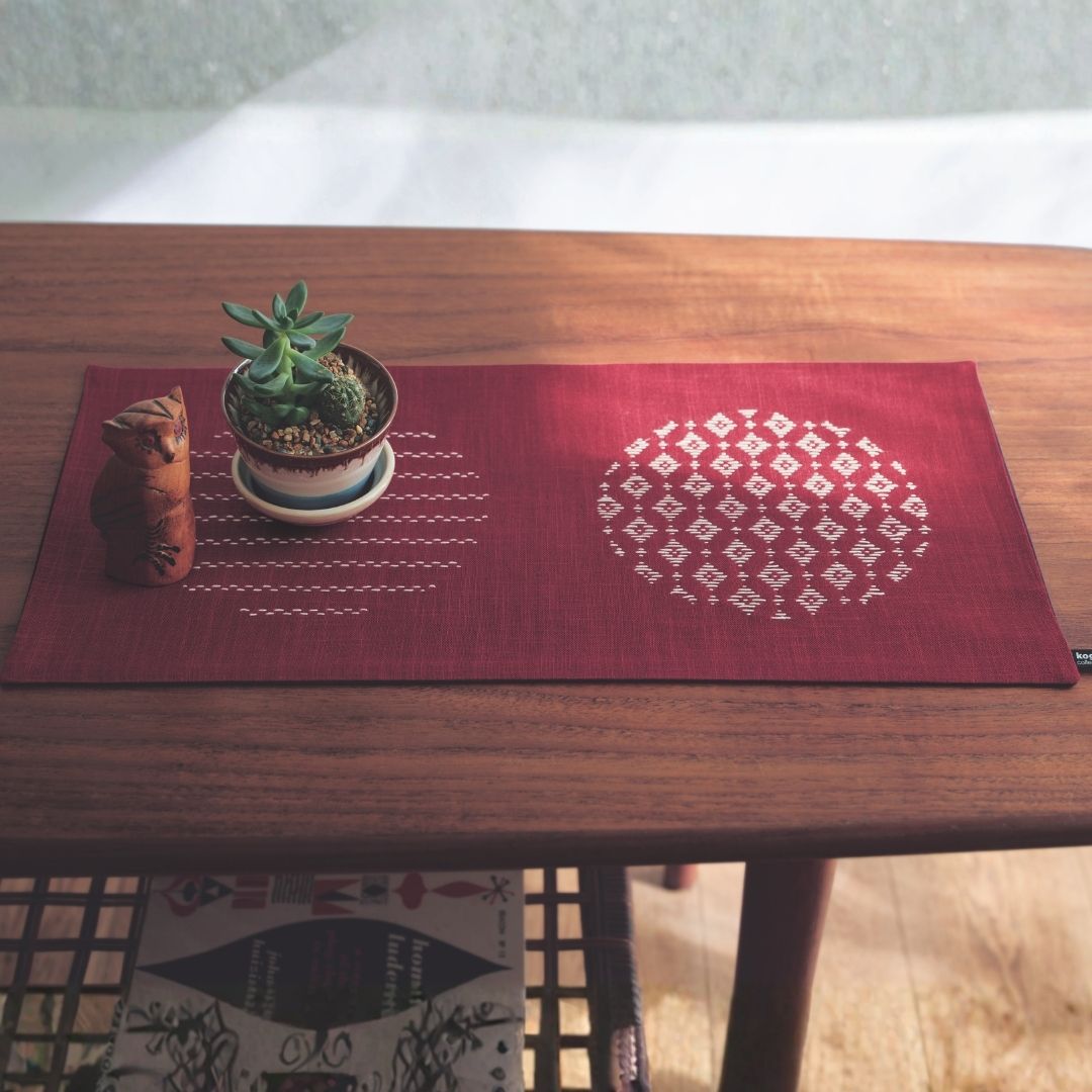 こぎん模様の刺し子クロス まんまる模様のランナー