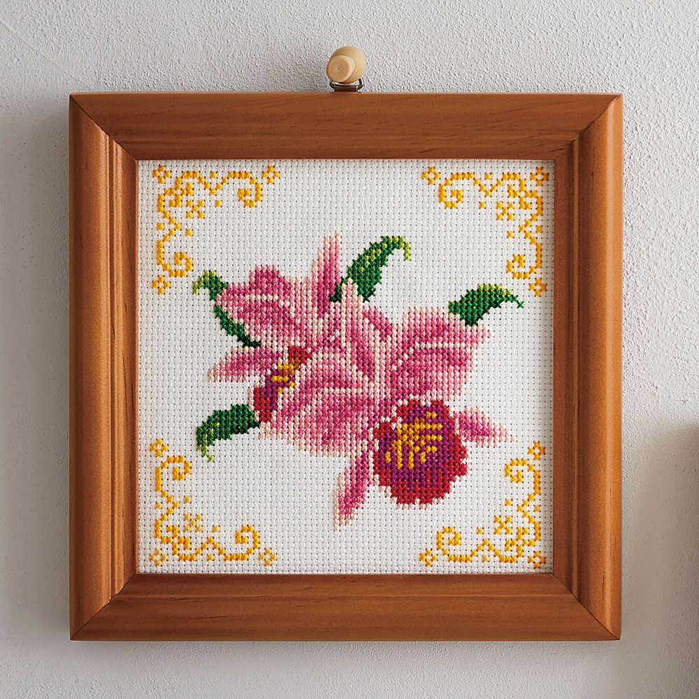 グラデーションを楽しむクロスステッチ　カトレア