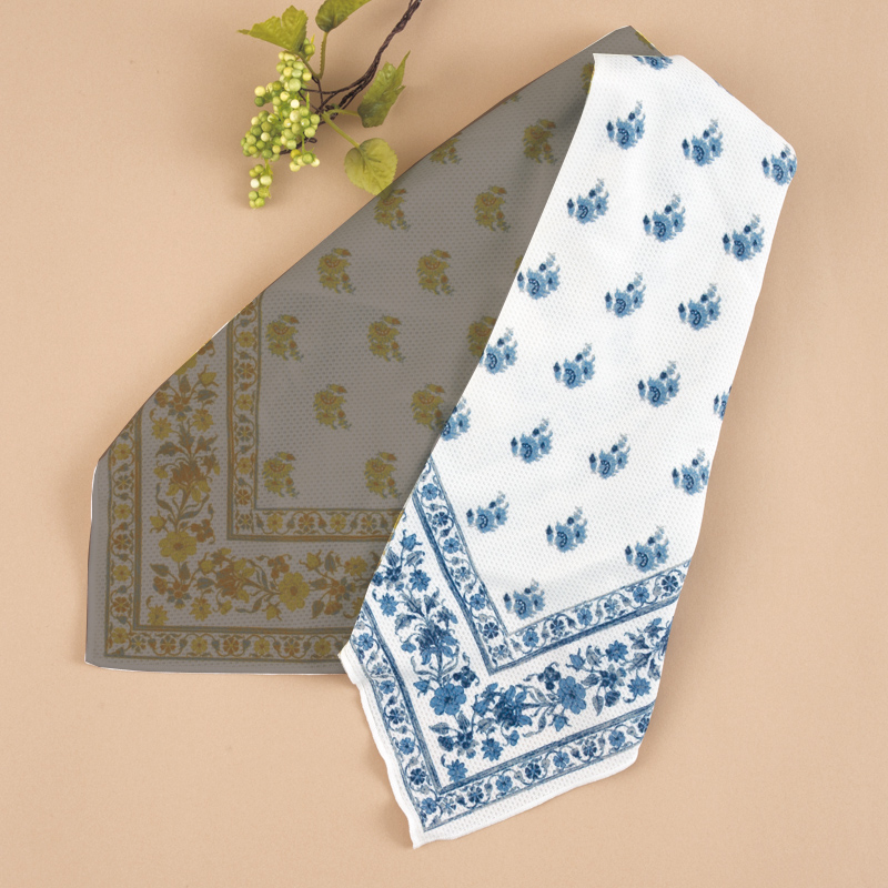 クールスカーフ　ブルー