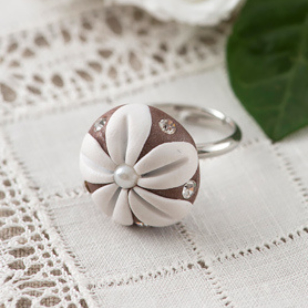 ホワイトフラワーリング(シルバー)