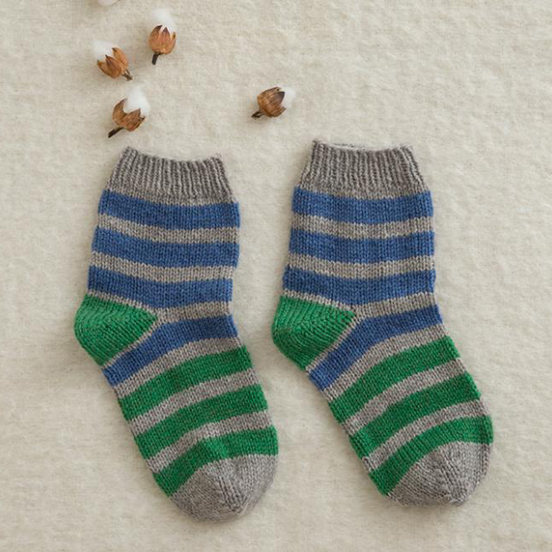 しずく堂さんの手編みこものキット3