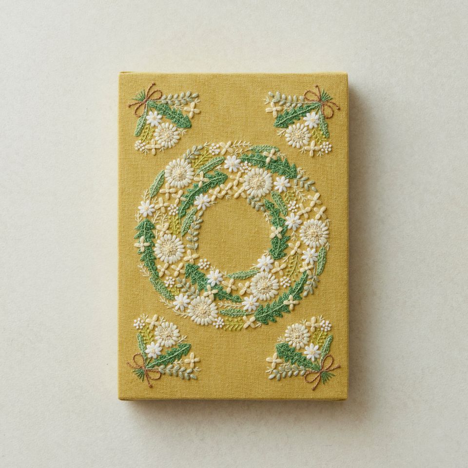 yulaさんの刺繍パネル〈タンポポ＆ブーケ〉