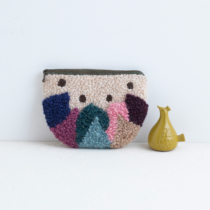 WOOLY 井上直美さんの パンチニードルで作る カラフル模様のポーチ
