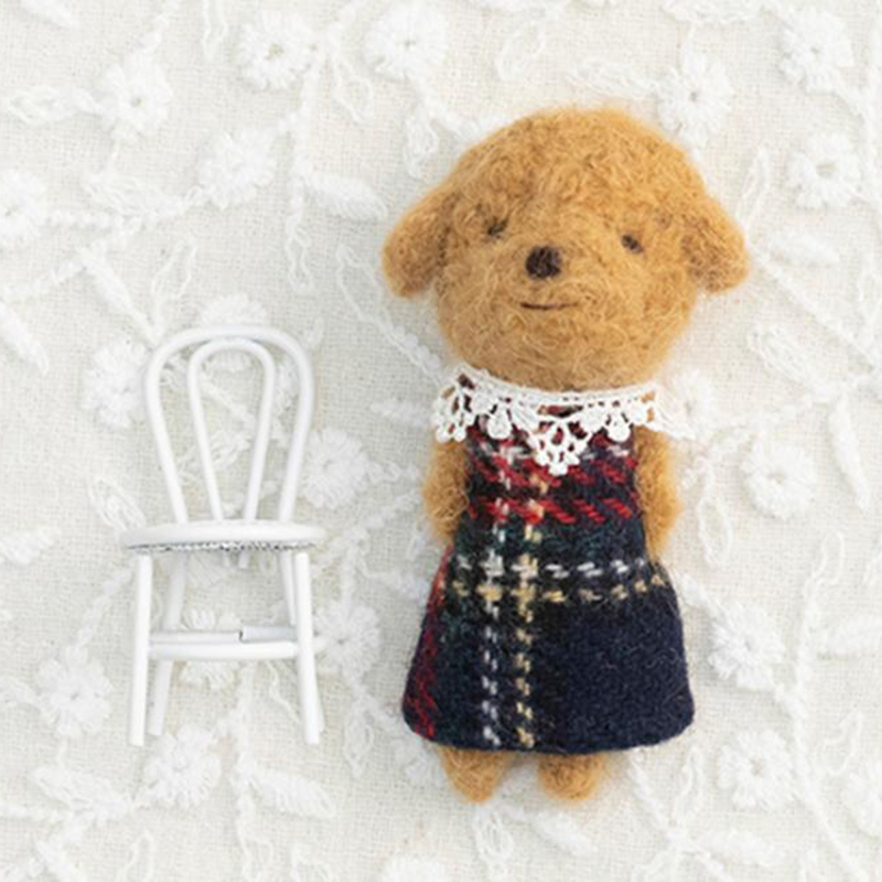 Fluffy Maryさんの 羊毛フェルトでつくる動物ブローチ〈プードル〉