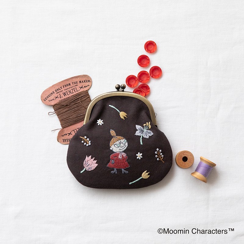 ムーミン 刺して縫って作る がま口ポーチ〈リトルミイ〉