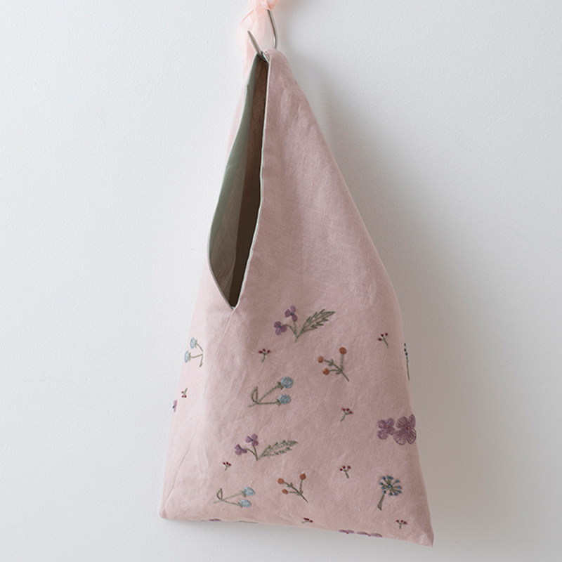 マカベアリスさんのあずま袋風バッグ