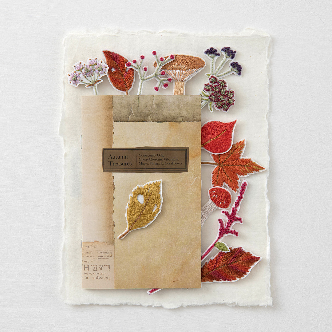 青木和子さんの刺しゅう「秋のノート」