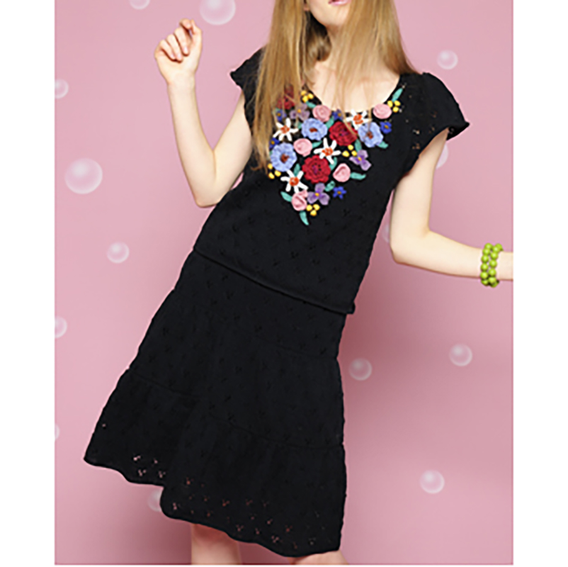 〈レシピ〉モチーフ付きプルとスカート