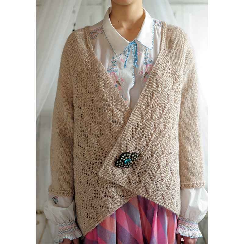 〈レシピ〉ベージュ系の前あきジャケット