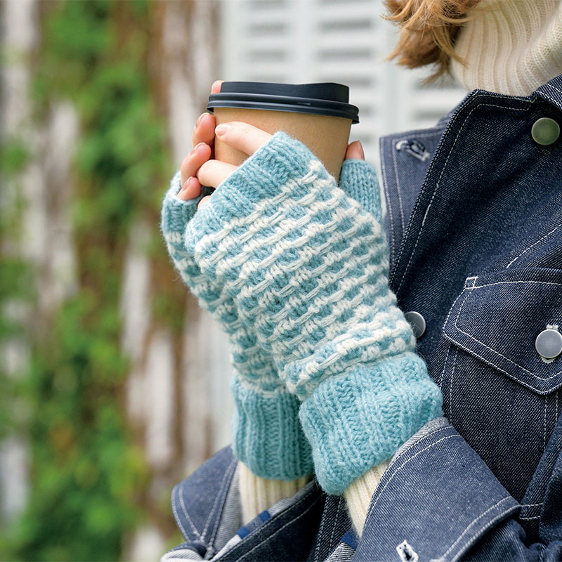 〈レシピ〉水色のハンドウォーマー