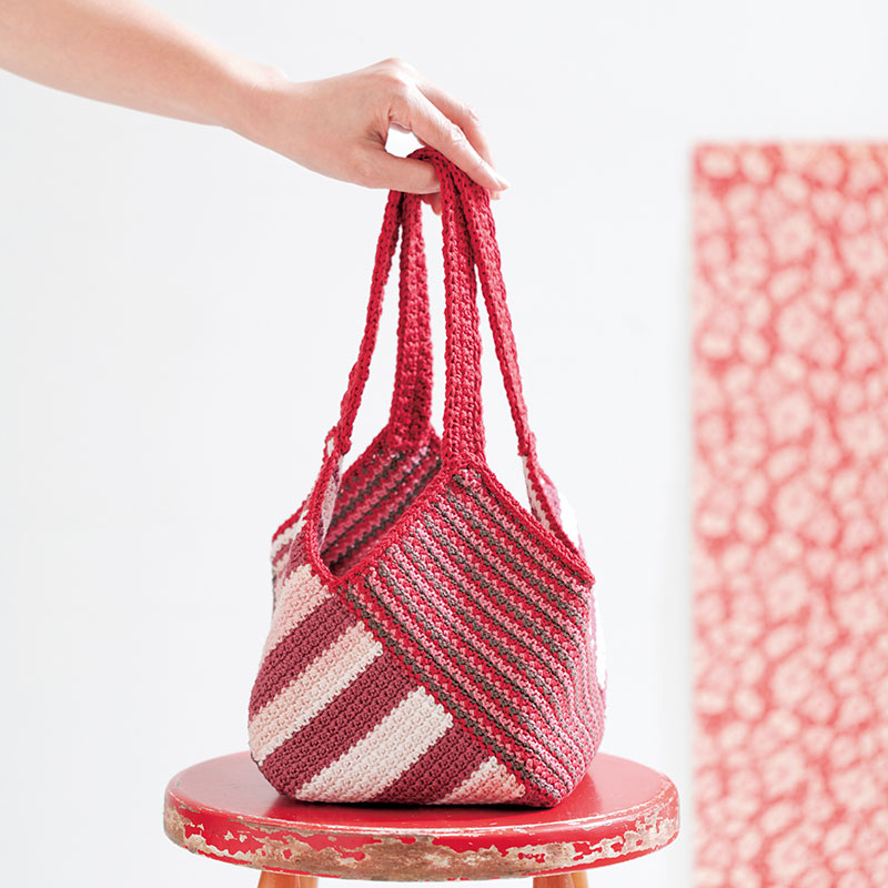 〈レシピ〉細方眼の赤系バッグ