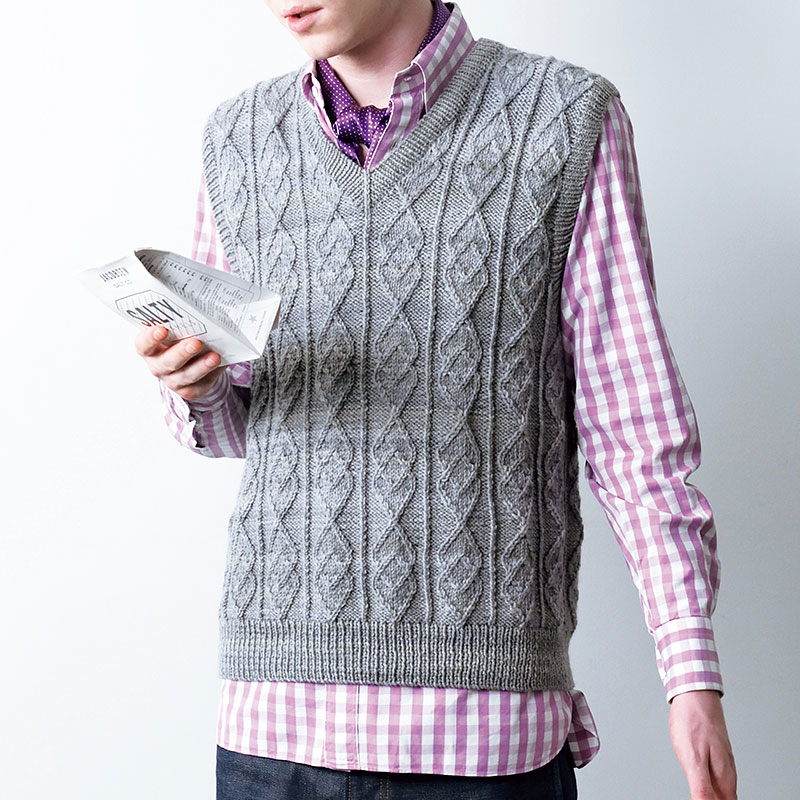 〈レシピ〉グレー系のVネックメンズベスト