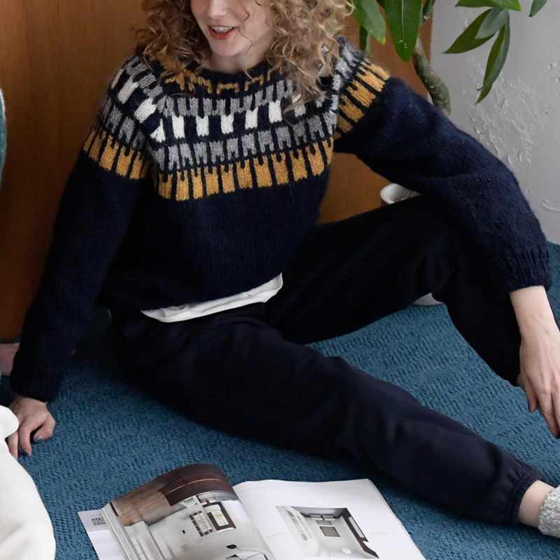 〈レシピ〉紺の編み込みラグランプルオーバー［L］