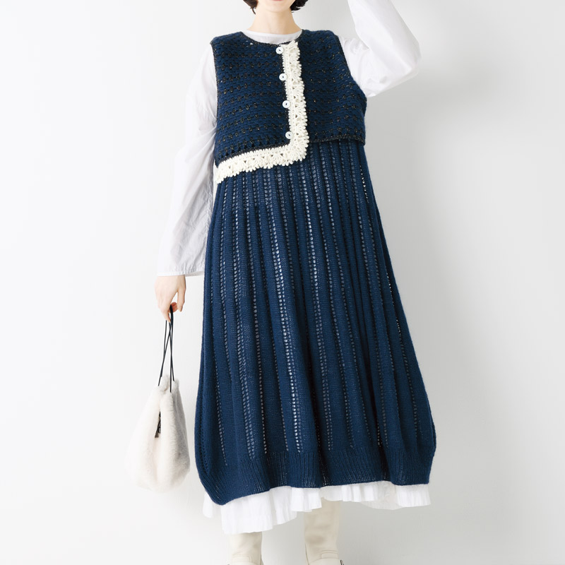 〈レシピ〉紺のベスト＆ワンピース