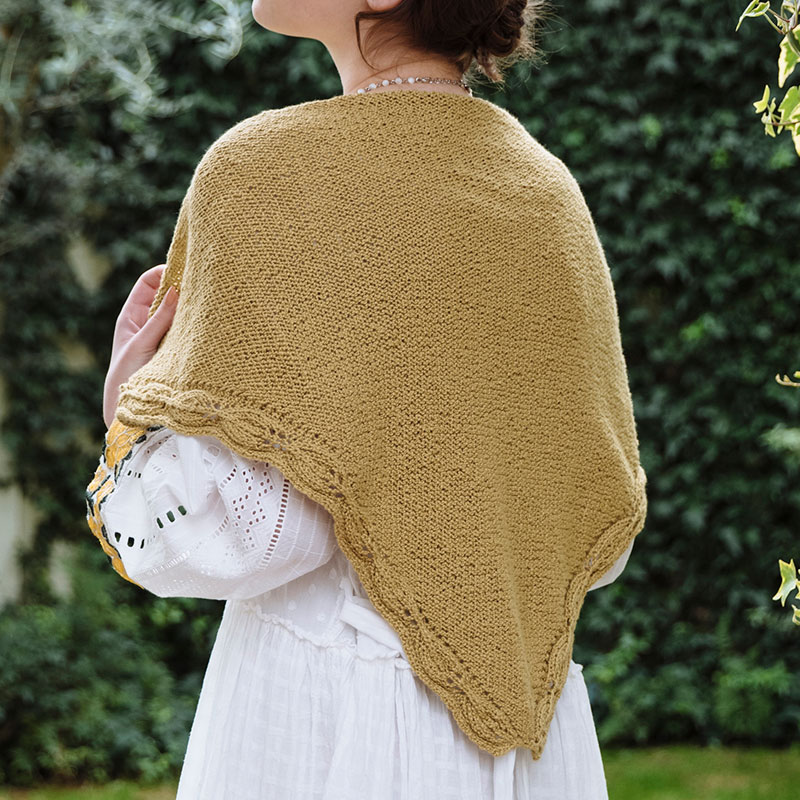 〈レシピ〉木の葉模様の縁どり三角ショール