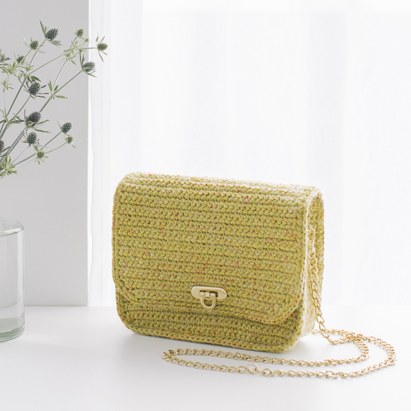 〈レシピ〉シャイニーショルダーバッグ