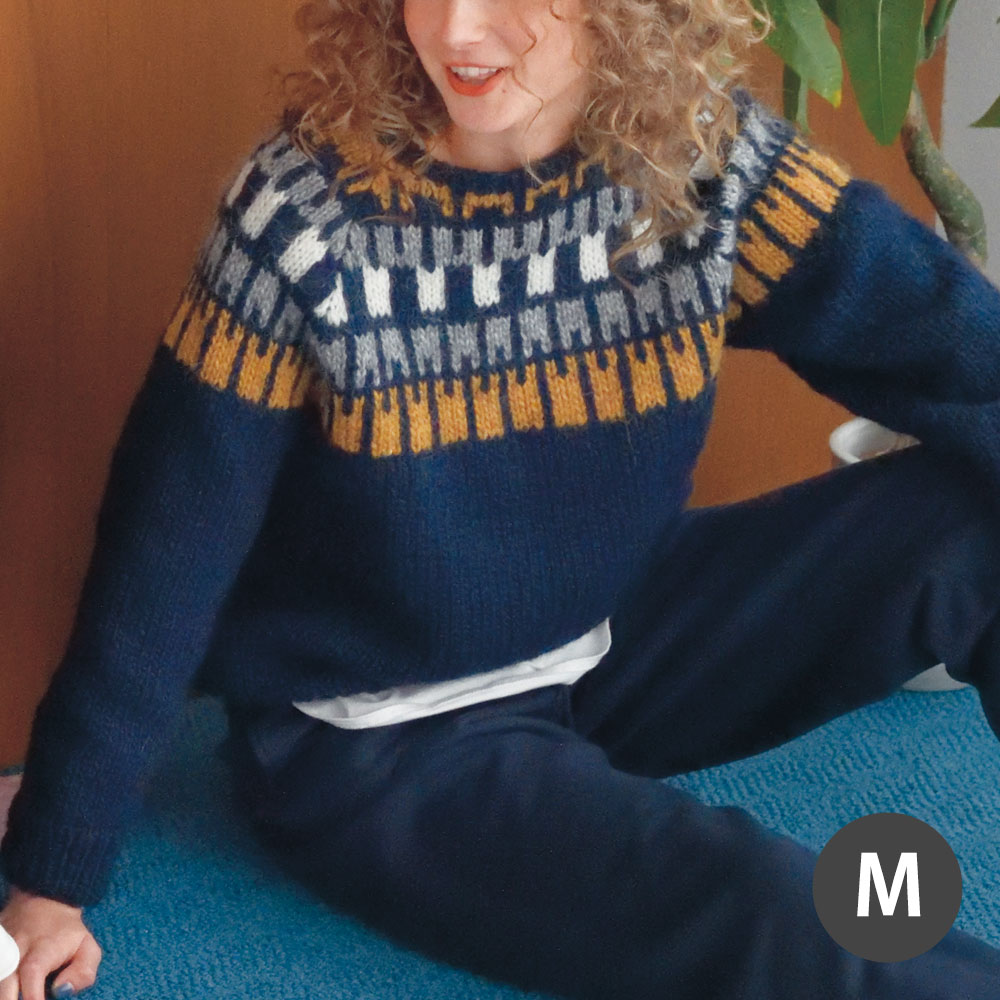 〈糸セット〉紺の編み込みラグランプルオーバー M