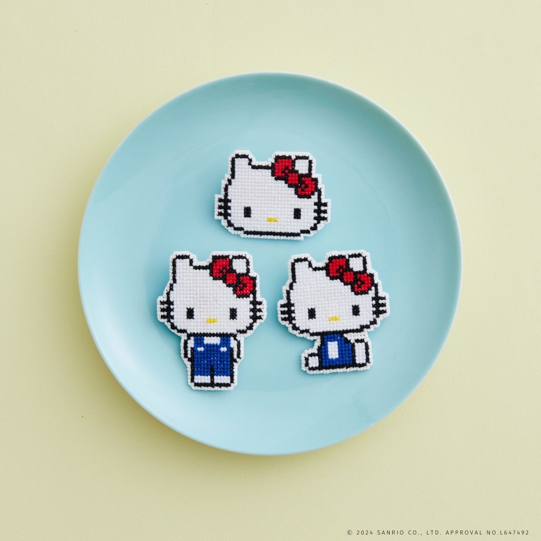 サンリオキャラクターズ クロスステッチのドット絵ブローチキット ハローキティ