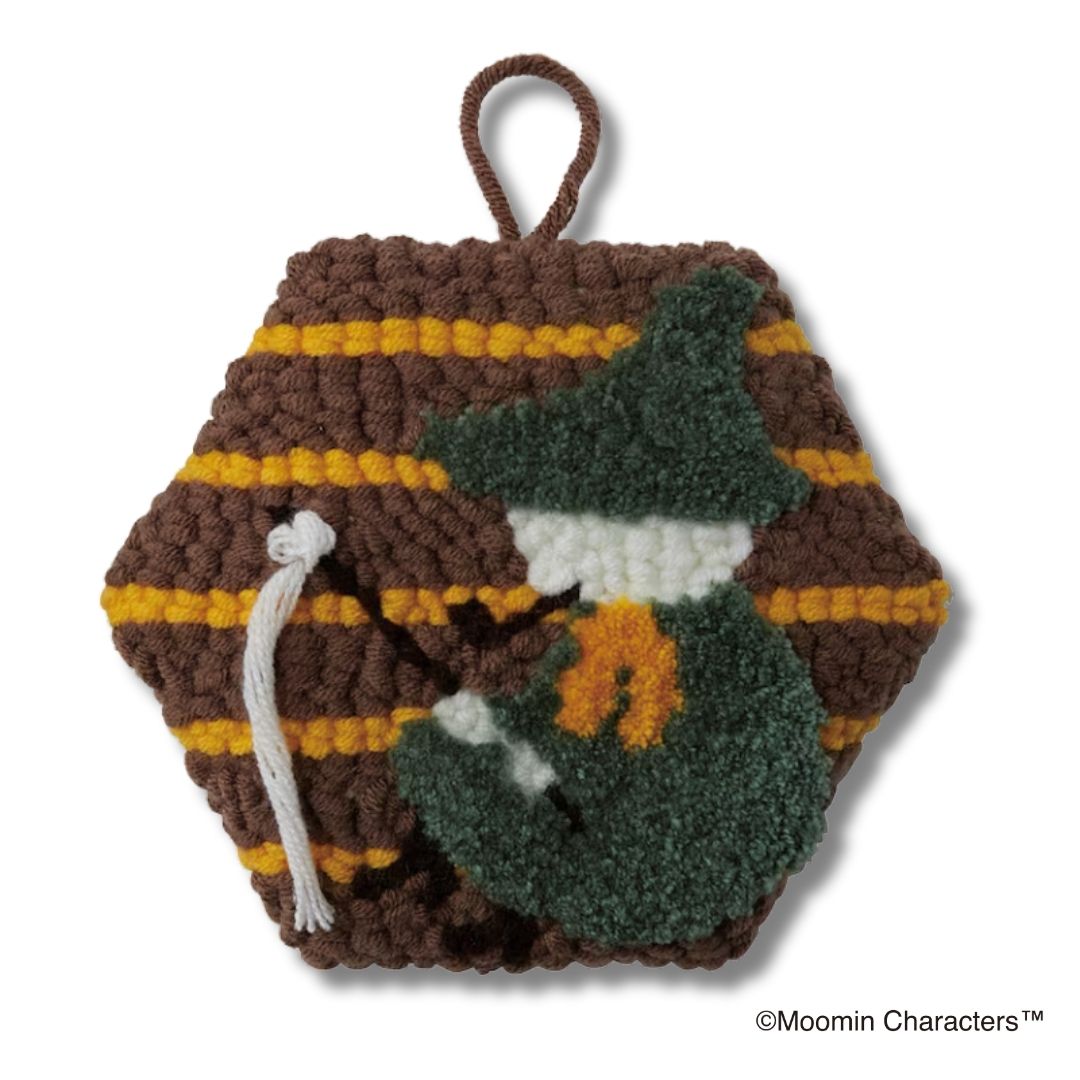 ムーミンで描くパンチニードル　スナフキン　釣り