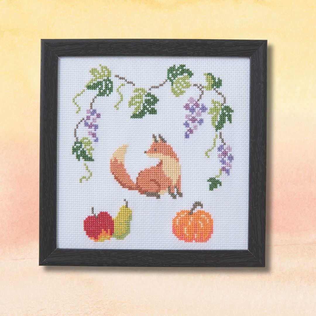 彩葉　季節を彩るクロスステッチ キツネと秋の味覚